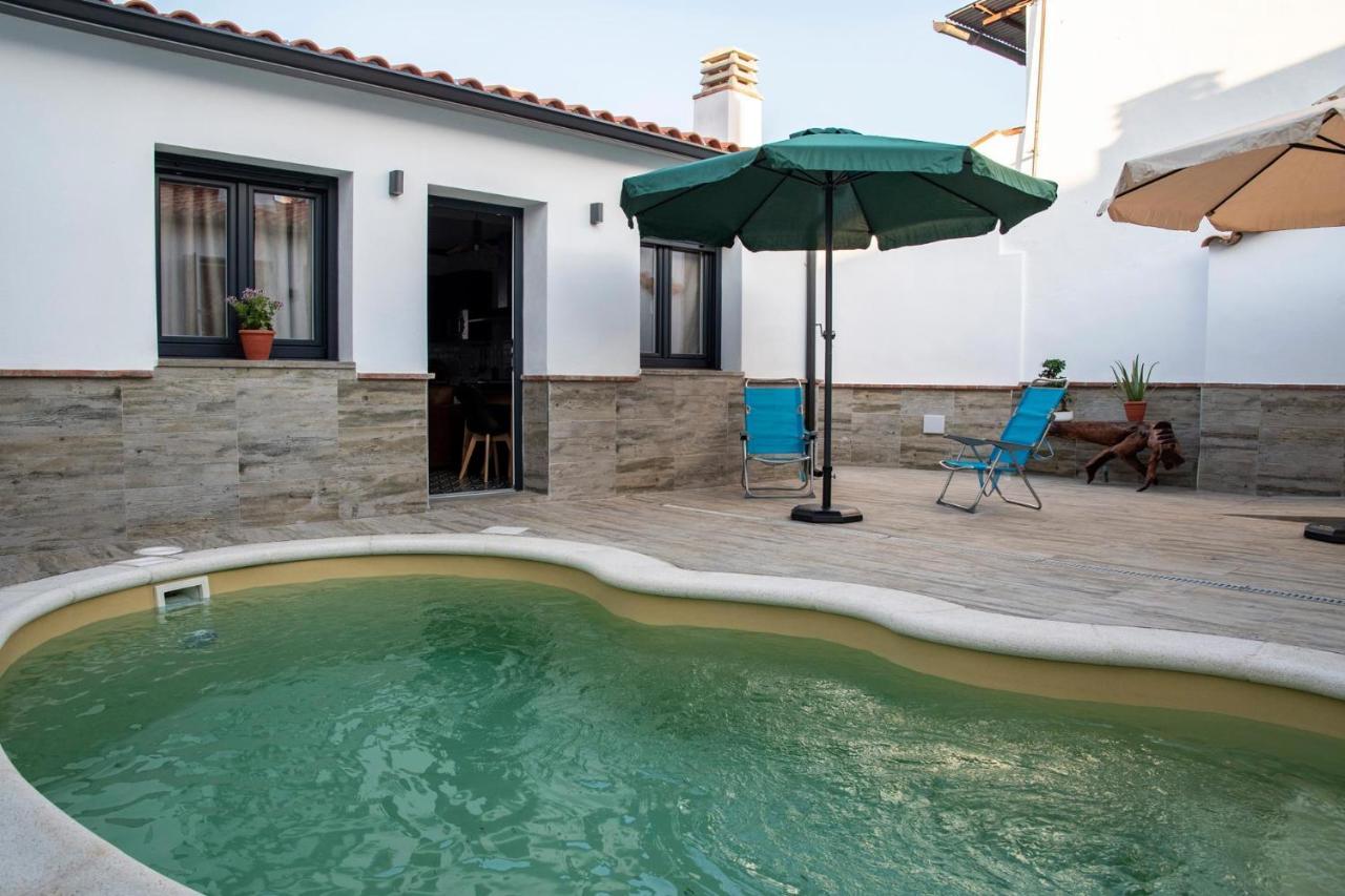 Apartamentos Rurales Helechosa, Las Tres Penas מראה חיצוני תמונה