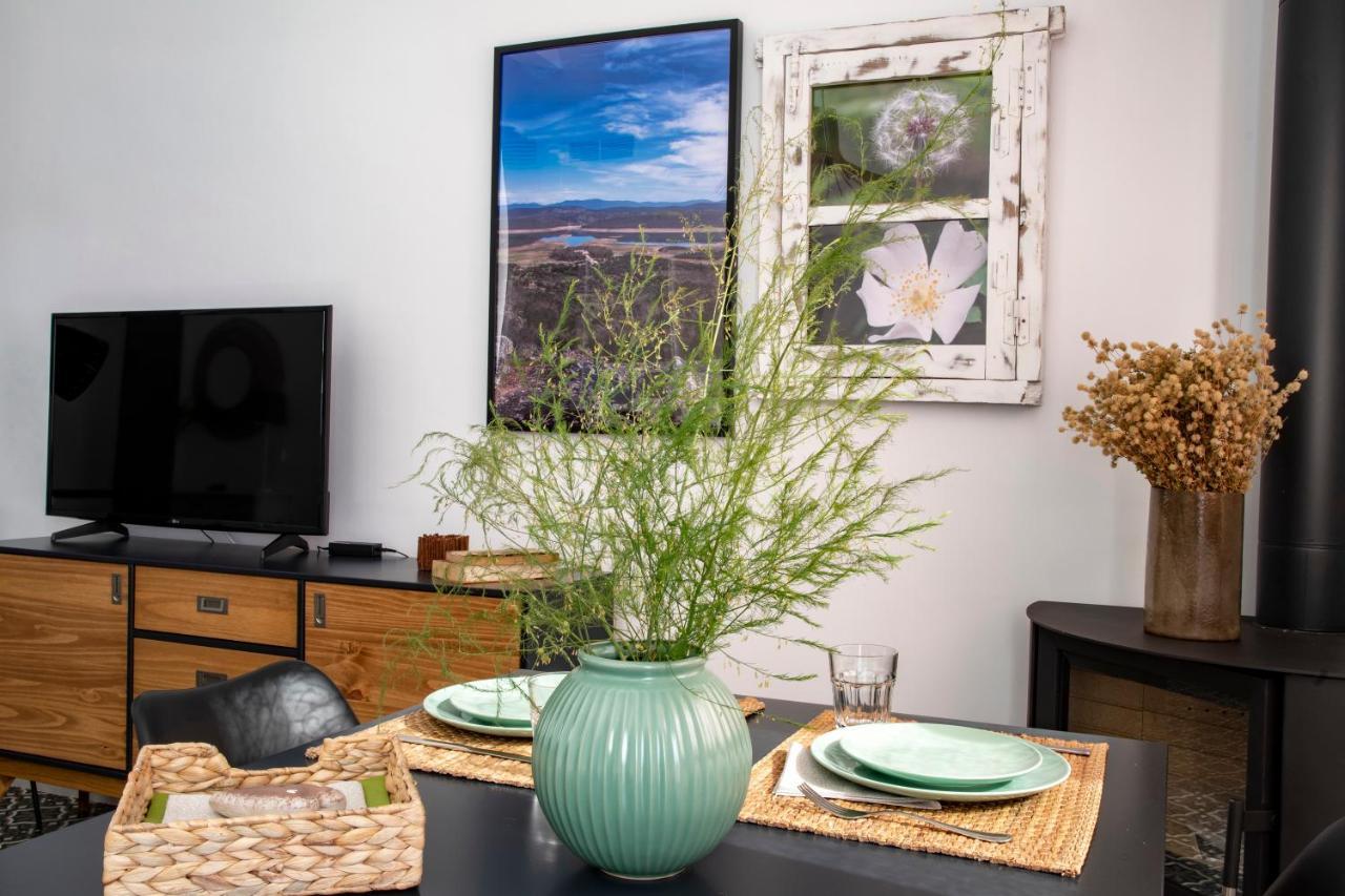 Apartamentos Rurales Helechosa, Las Tres Penas מראה חיצוני תמונה